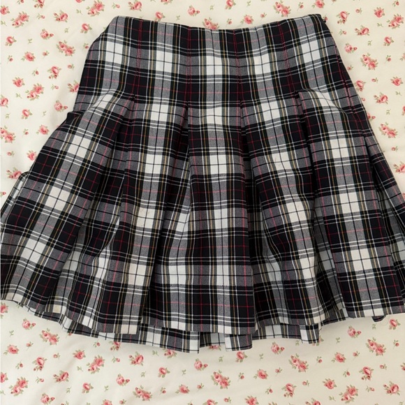 Mills Uniform co. School Girl Uniform Marymount Plaid Skirt Size 7 - Picture 1 of 2